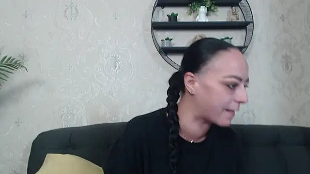 IzabelllNoir online show from November 26, 10:16 am