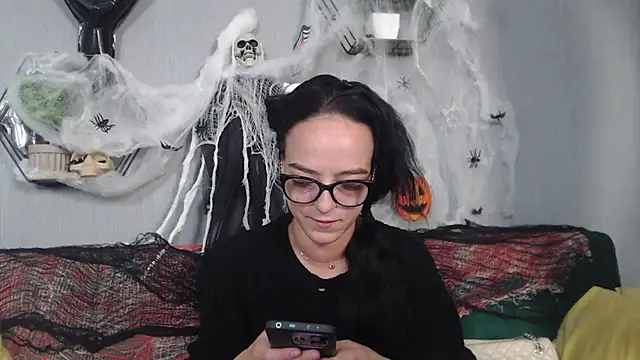 IzabelllNoir online show from October 24, 11:06 am