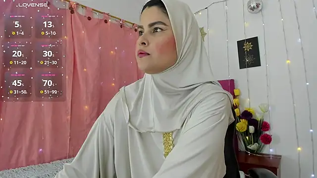 AishaAmin  online show from September 22, 12:14 pm