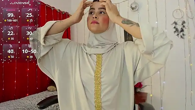 AishaAmin  online show from November 15, 12:28 pm