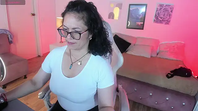 Aliciia cute1 online show from October 9, 10:47 pm