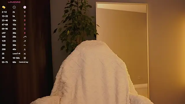 Ester Hill online show from November 11, 4:08 am