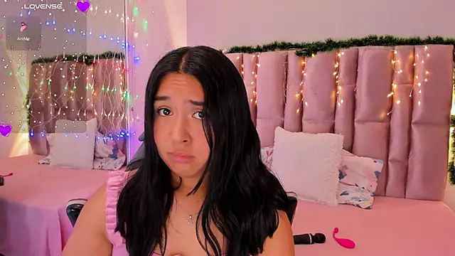 NikyBrookss online show from December 4, 1:46 pm