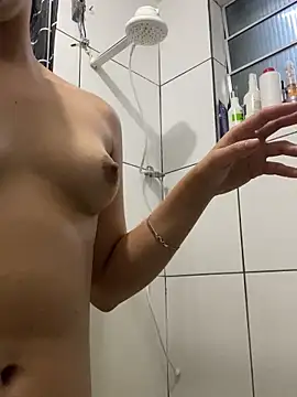 couple shy online show from September 15, 8:38 pm