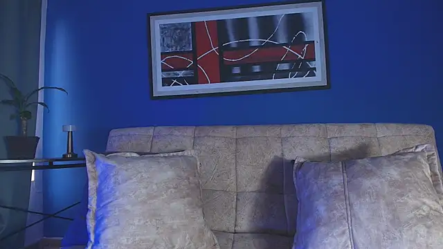 liccy hall online show from November 6, 11:49 am