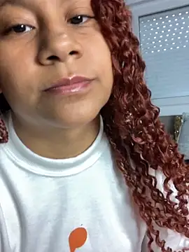 MaryAlbuquerque online show from October 13, 6:32 pm