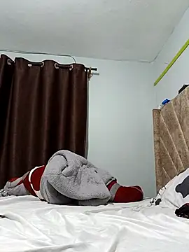 cuttie sasha online show from October 10, 12:15 am