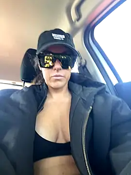 mrs  unknown online show from October 4, 2:22 pm