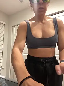 mrs  unknown online show from November 14, 4:01 am