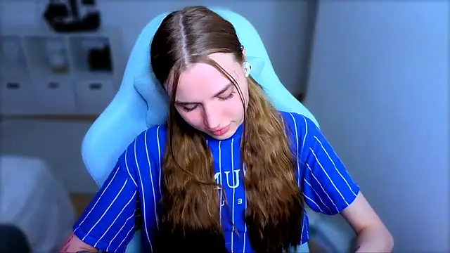 StellaLawless online show from October 27, 9:09 pm