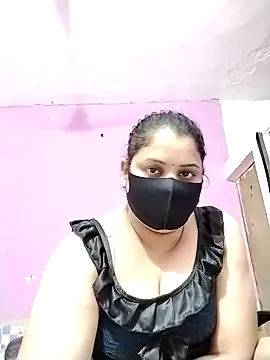 Snapshot of khanZaadii chatting on October 19, 8:00 pm khanZaadii online show from October 19, 8:00 pm