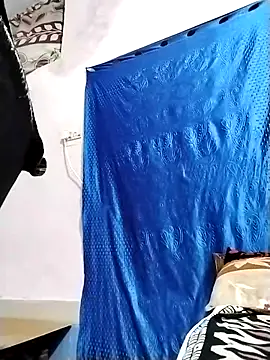 Snapshot of khanZaadii chatting on September 11, 5:41 am khanZaadii online show from September 11, 5:41 am