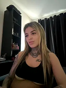 bbholli online show from November 13, 8:08 pm