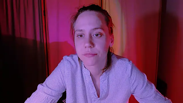 Snapshot of Malinax chatting on October 13, 12:02 am Malinax online show from October 13, 12:02 am