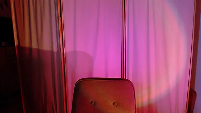 Snapshot of Malinax chatting on September 23, 10:41 pm Malinax online show from September 23, 10:41 pm