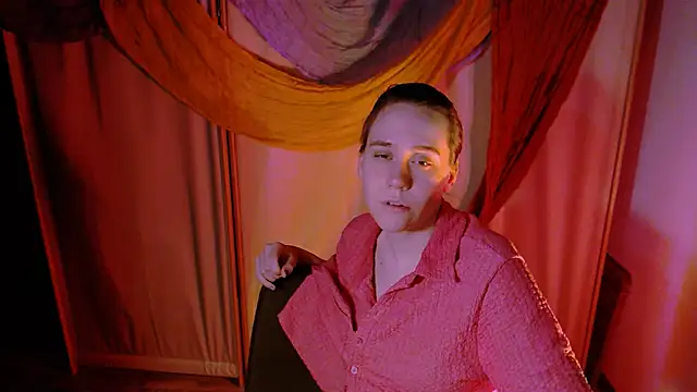 Snapshot of Malinax chatting on October 16, 10:34 pm Malinax online show from October 16, 10:34 pm