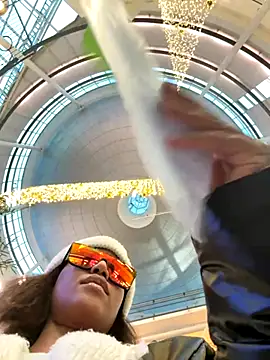 Black Dolll online show from November 6, 2:01 pm