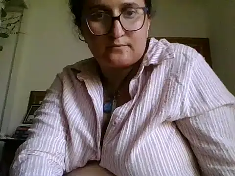 juicyrubies online show from September 12, 11:28 am