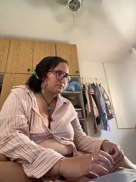 juicyrubies online show from September 29, 7:24 am