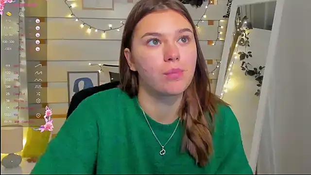 Josephine Kiss online show from January 18, 2:02 pm