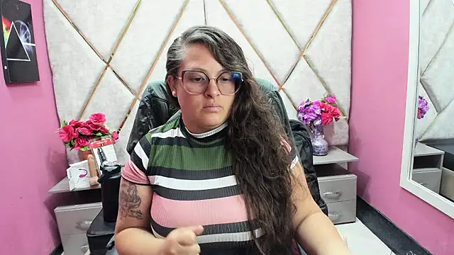 SaraThomso online show from January 13, 2:32 pm