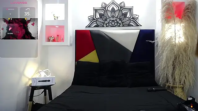 Snapshot of Tifanny_Sweett chatting on October 11, 3:33 am Tifanny Sweett online show from October 11, 3:33 am