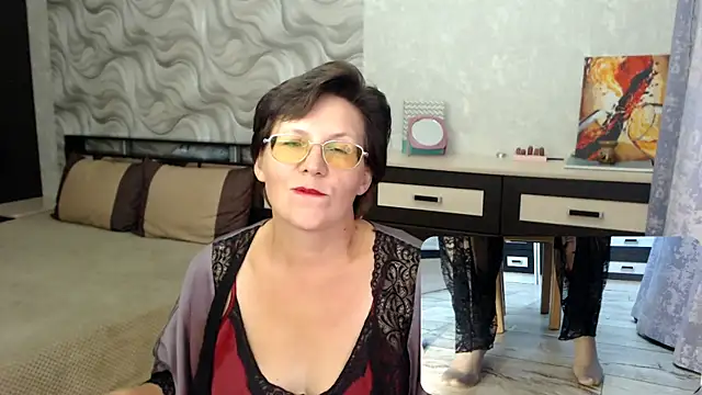 VitaCharm online show from October 3, 9:20 pm