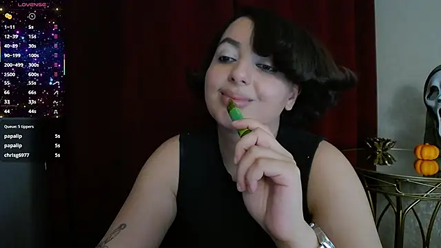 BustyAllyy online show from October 30, 10:22 pm