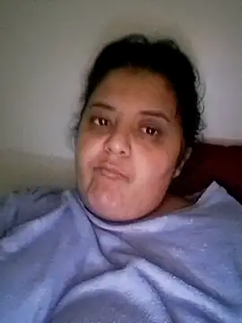 sarahhh1987 online show from January 7, 7:50 pm