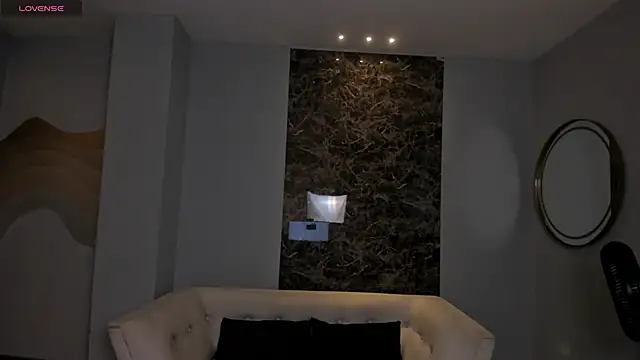 AliceHarper  online show from March 2, 6:36 pm