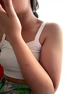 Salome golvert online show from January 7, 5:49 pm