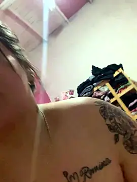 NenaRicaok online show from January 8, 2:04 am