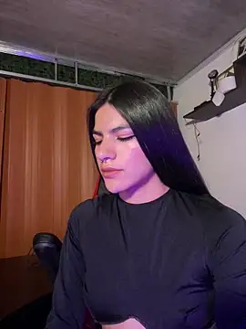 liss hot  online show from October 8, 10:14 pm