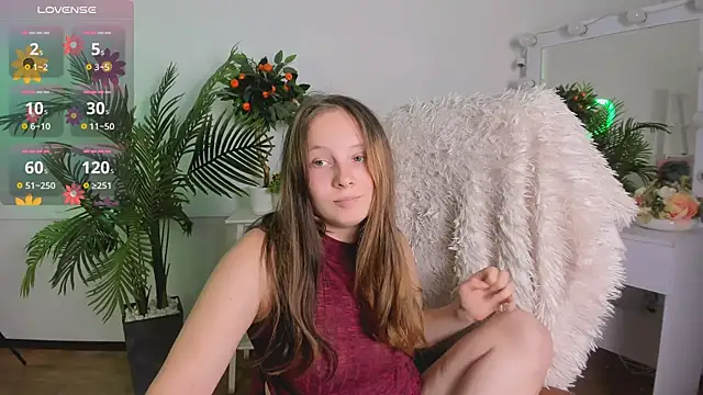 Snapshot of Ketrin_n_ chatting on October 14, 9:12 am Ketrin n  online show from October 14, 9:12 am