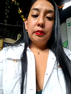 Bella keny online show from October 13, 6:32 pm