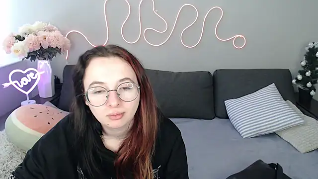 Mini Diva online show from January 16, 9:16 am