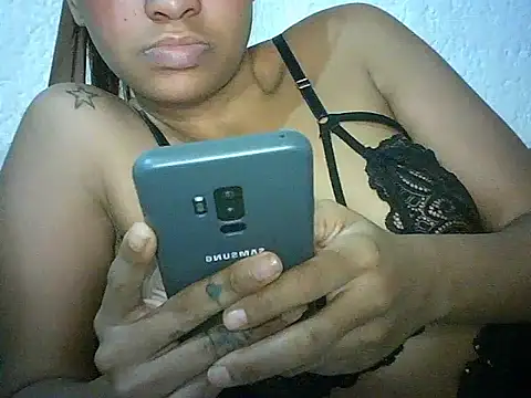 Bellabeltrann online show from January 11, 1:05 pm