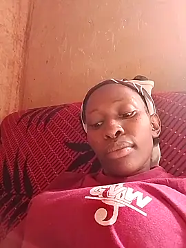 LOVELY-2BERRY online show from October 7, 6:18 am