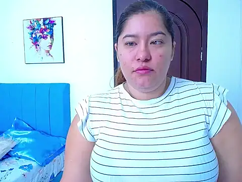 Snapshot of littleflower4you chatting on September 10, 12:38 pm littleflower4you online show from September 10, 12:38 pm