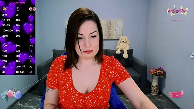 Emily Midlton online show from February 10, 2:53 pm