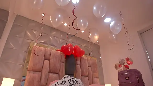 Charlotte Ice1 online show from February 15, 4:06 pm