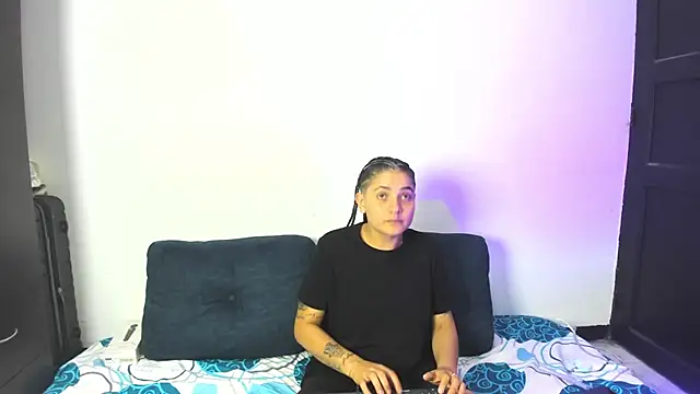 AndreaAndKarina online show from November 29, 12:03 am