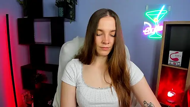 kenzie x online show from November 25, 7:43 am