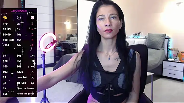 Snapshot of DelicateKiss chatting on October 21, 8:51 am DelicateKiss online show from October 21, 8:51 am
