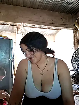 Liancy online show from October 26, 8:37 pm