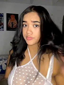 Snapshot of ElaEndez_ chatting on October 5, 1:32 am ElaEndez  online show from October 5, 1:32 am