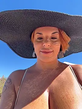 Selvaggia official83 online show from February 1, 10:58 am