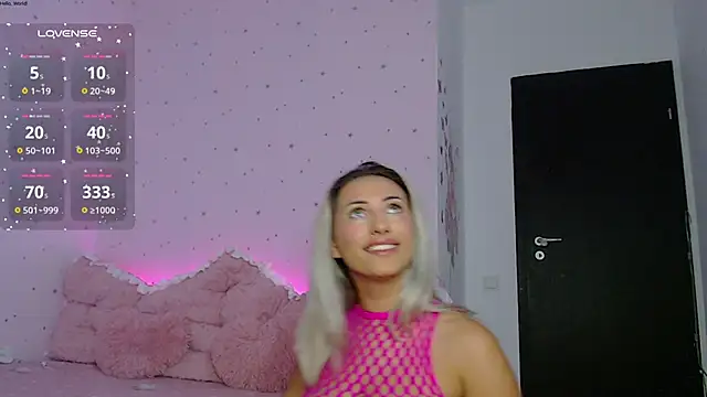 DeeaFUN25 online show from October 25, 3:08 pm