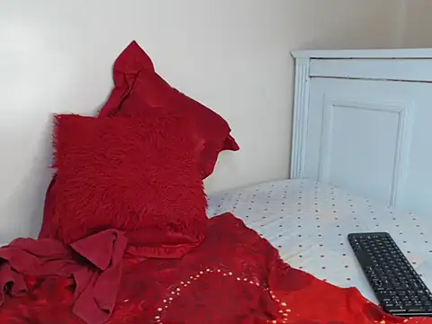 hot liser online show from February 19, 2:00 am