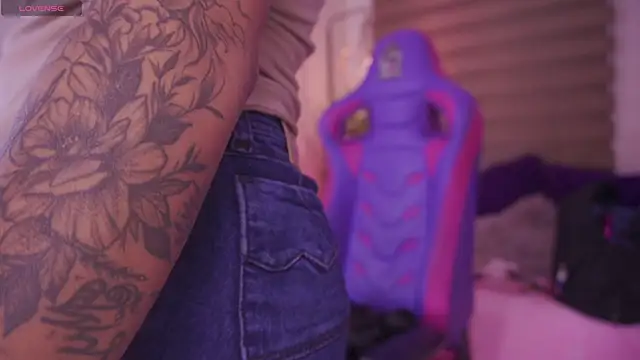 madelyn rose  online show from November 21, 1:29 am